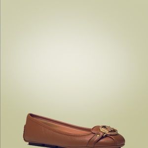 Michael Kors Little Leather Moccasin Size 8